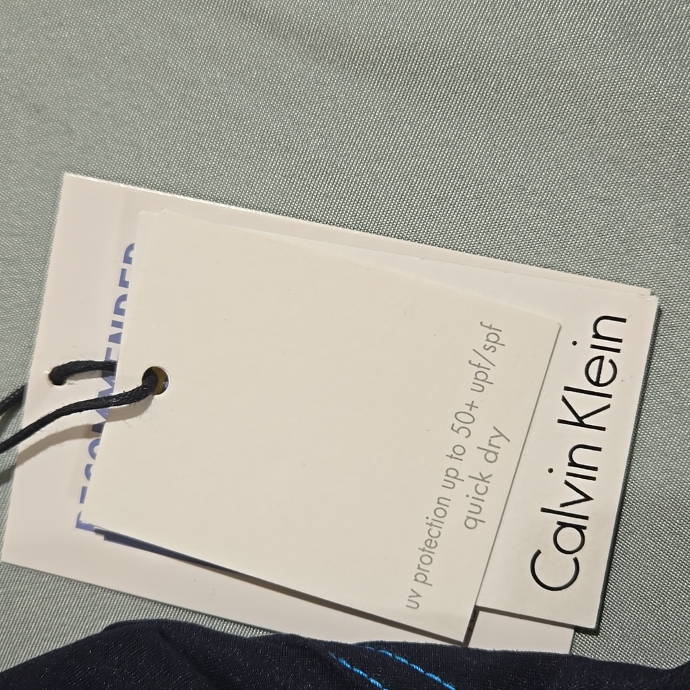 Calvin Klein XL 50+ UPF/SPF Quick Dry Navy and Blue Board Shorts Swim Trunks - Picture 4 of 7